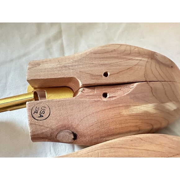 VNTG Woodlore Shoe Trees Aromatic Cedar Mens XXLarge Adjustable Stretcher NE - Picture 5 of 9